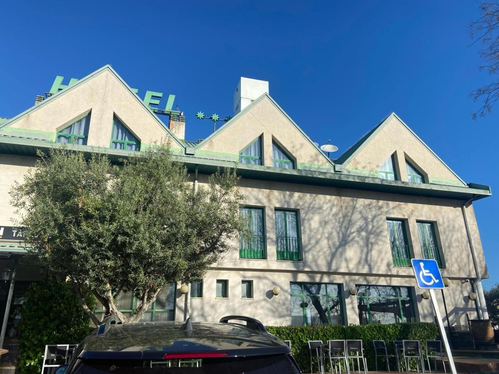 Hotel Miralcampo Azuqueca de Henares Zewnętrze zdjęcie
