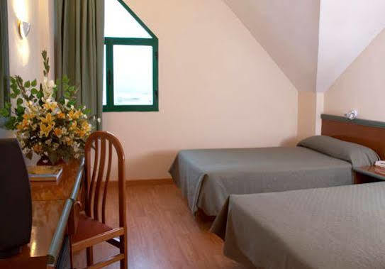 Hotel Miralcampo Azuqueca de Henares Zewnętrze zdjęcie